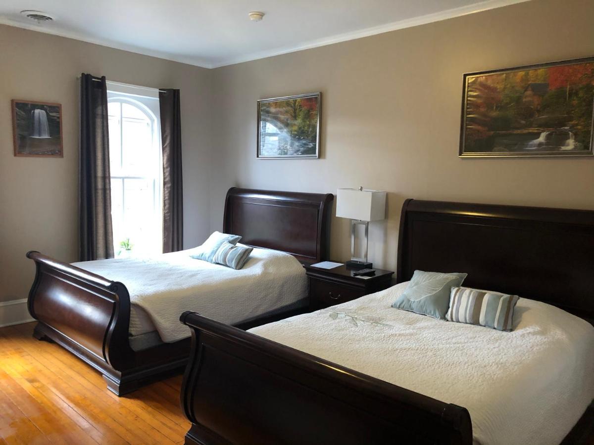 Cook Mansion Bed & Breakfast Montour Falls Esterno foto