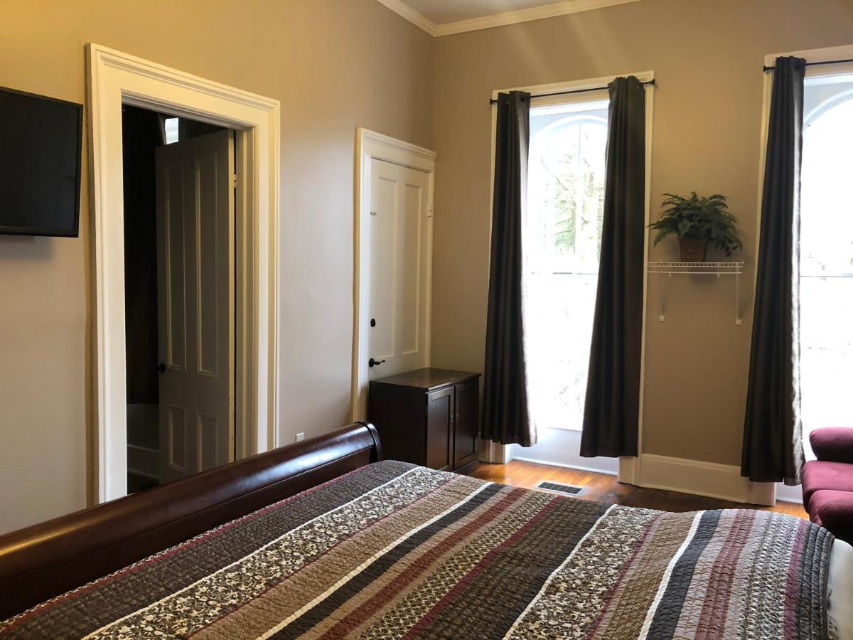 Cook Mansion Bed & Breakfast Montour Falls Esterno foto