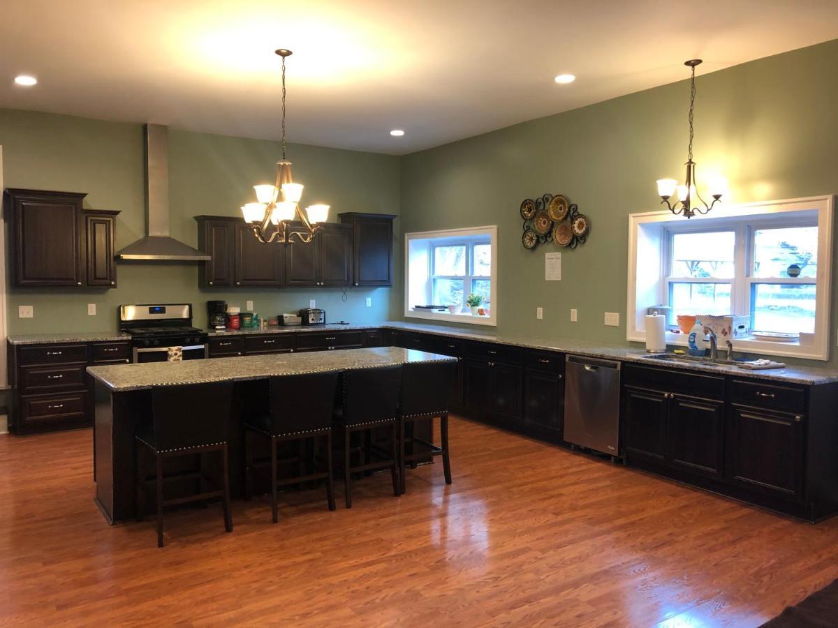 Cook Mansion Bed & Breakfast Montour Falls Esterno foto