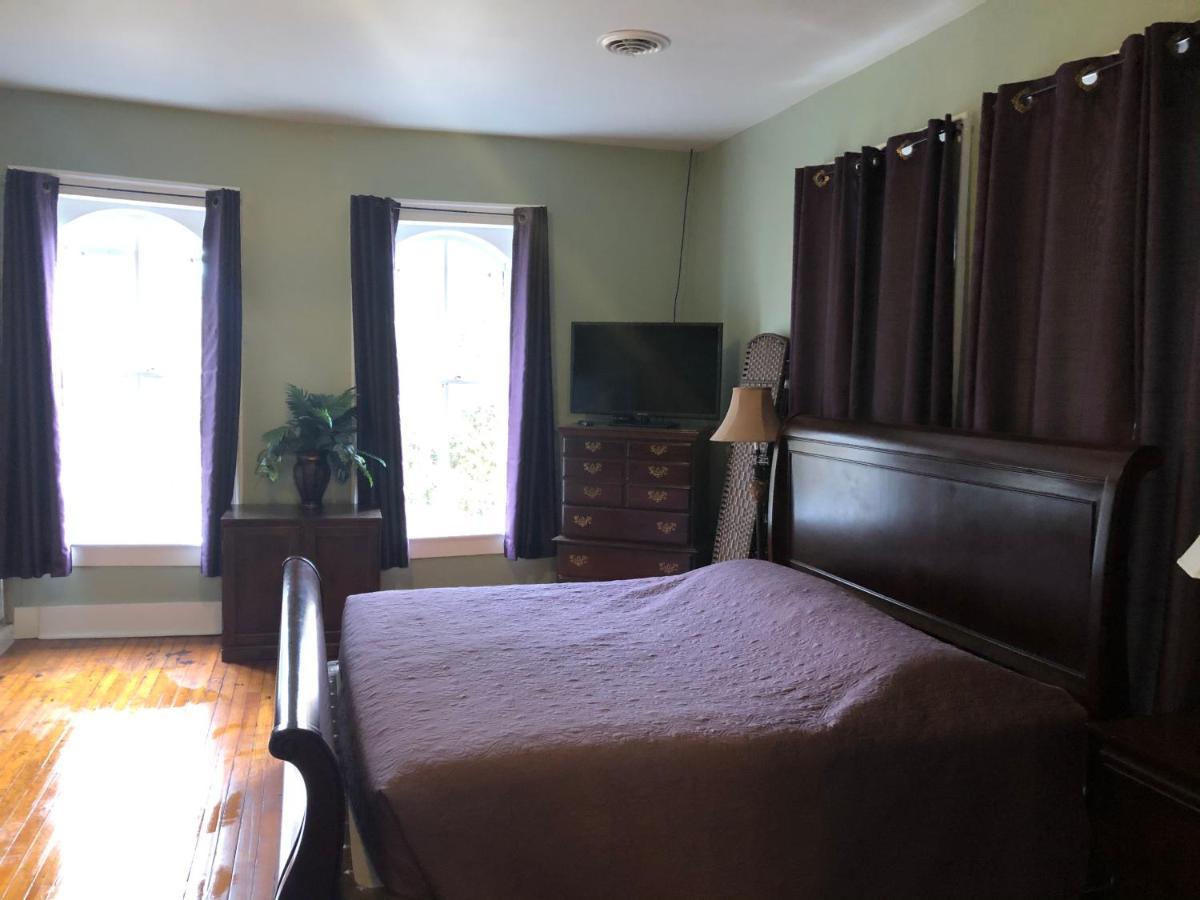 Cook Mansion Bed & Breakfast Montour Falls Esterno foto
