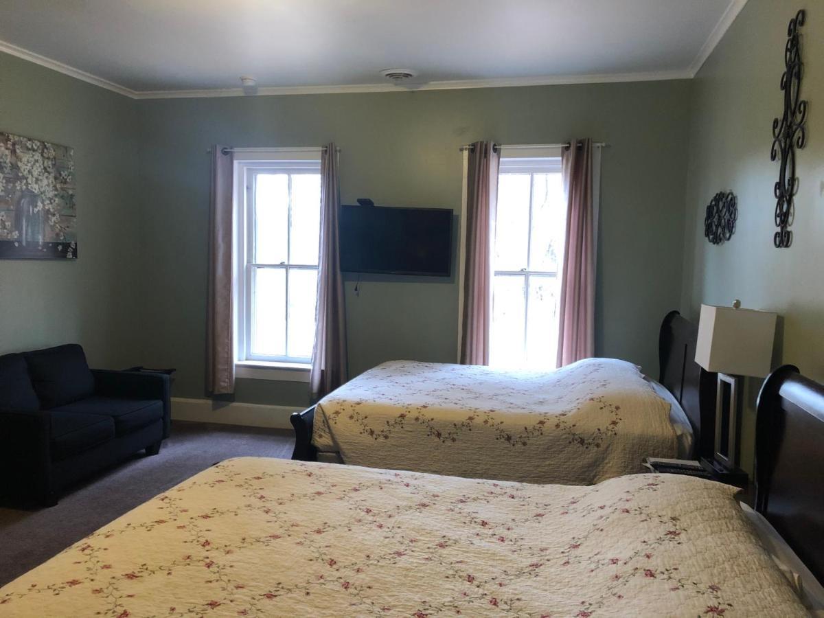 Cook Mansion Bed & Breakfast Montour Falls Esterno foto